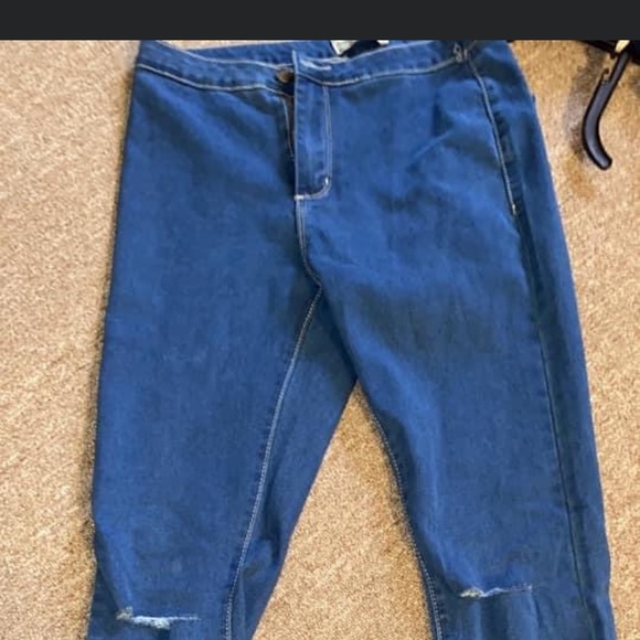 Clothes - Picture 2 of 2